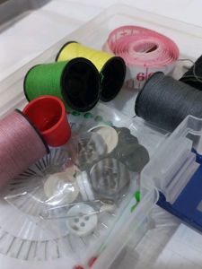 Needle And Thread Set