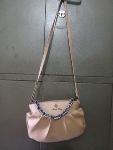 Metro Sling Bag With Free Gift