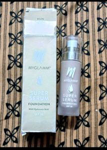 MyGlamm Super Serum Foundation