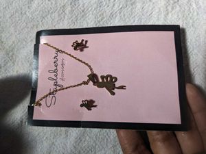 New Pendant With Studs