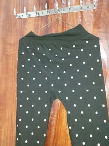 Black Dotted Leggings