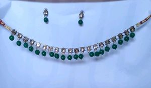 Green Beaded Necklace &amp; Earring Set