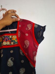 BLACK SHORT KURTI