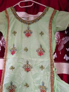 Elegant Kurta Set no used new dress