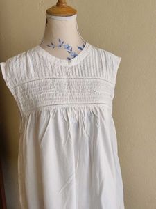 White Sleeveless Top old navy