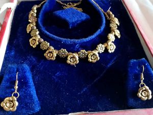 😍Combo Jewellery Set😍