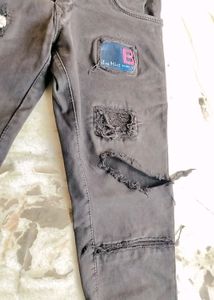 Blue Mire Off Black Jeans 👖