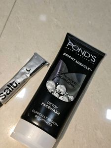 Detox Facewash and mini complimentary gift