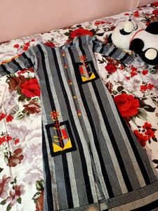 Black Kurti With Beautiful Pattern On Sleeves