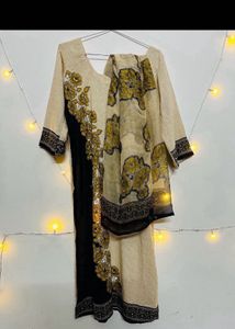Elegant Kurta With Dupatta