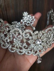 White Stone Jewellery Set