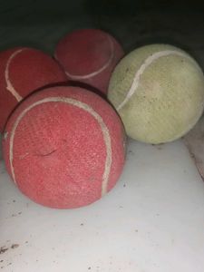 balls all are branded Maruti Cosco and nivia