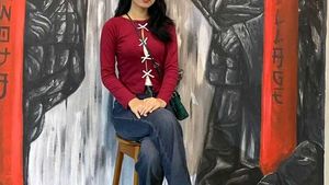 Red Ribbon Tie Long Sleeve Top