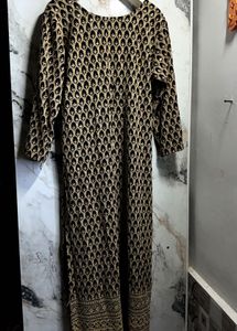 Elegant Black &amp; Gold Embroidered Kurti