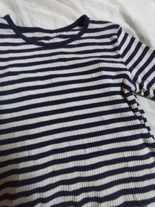 Stripped Crop Top