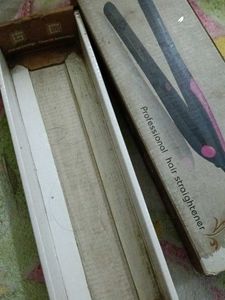Kemei Hair Straightener
