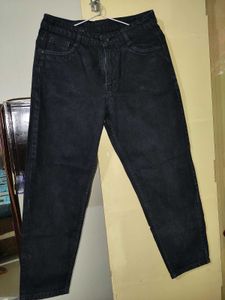 Black Jeans