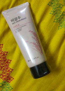 Rice Water Bright Foaming Cleanser
