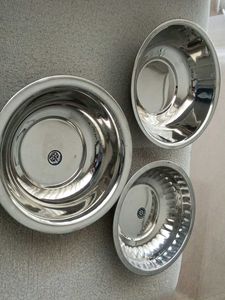 Set of 3 stainless steel pots