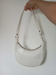 White Shoulder Bag