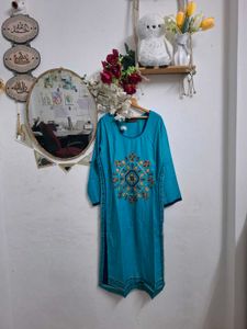 Blue Embroidered Kurta