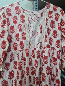Red & White Printed Kurta Pillzo Set With Dupatta