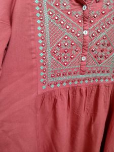 A-line Kurta With Defect