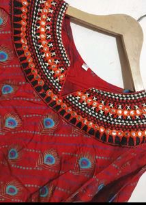 Red 🔴 Top 🦚 Print For Girl Or Woman 30 Bust