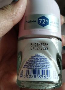 Nivea Pearl &amp; Beauty Roll On