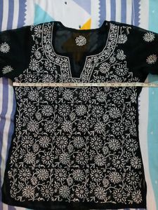 Chikankari Kurti Size M