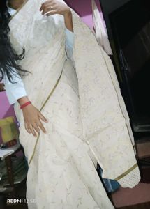 Elegant Floral Embroidered Saree With Blouse