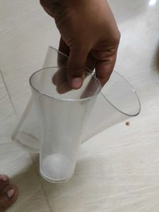 Water bottle, plates