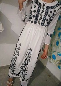White Embroidered Kurta