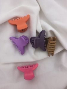 Set Of 5 Matte Clips