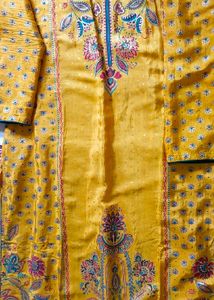Kurta N Pant Set