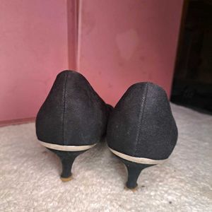 Zara Basic Black Heels