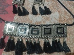 Black Silvered Jewellery Set