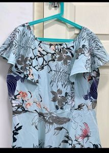 Gown In M Size