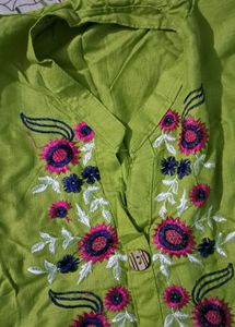 Sleeveless Kurti