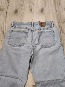 Ma2440 Wrangler baggy jeans waist 32 inches