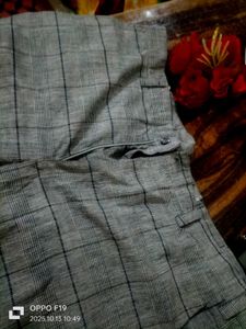 Checked Grey Pants for daily use in office