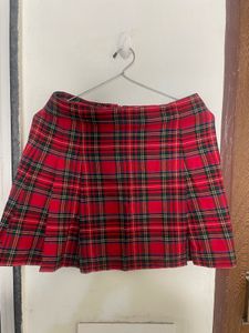 Red Plaid Pleated Skirt – Classic Tartan Style