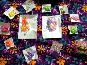 Earings  15 Pairs. 🥰♥️💙💛🩷🤍🖤💚
