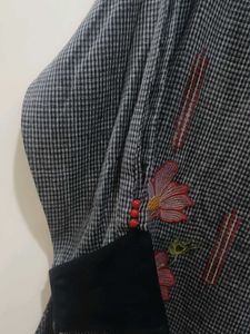 Black And Grey Kurti With Pants XL Size