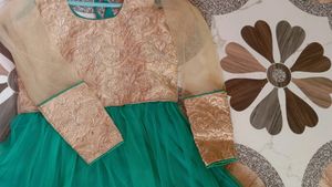 Women Gown 💚