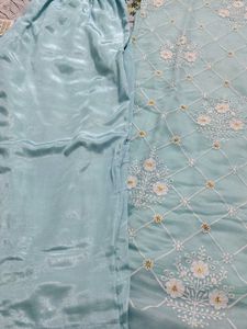 Elegant Blue Kurta Set