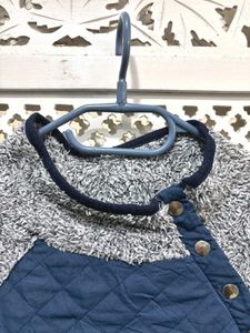 Cozy Pullover Sweater D