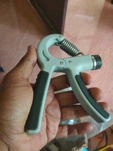 Adjustable Hand Grip