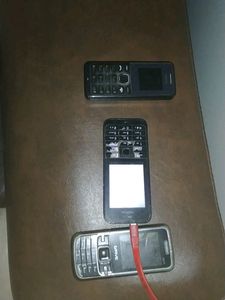 Nokia Old Keypad Phone Only 2phones Are Working