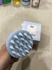 NYKAA Scalp Massager Brush